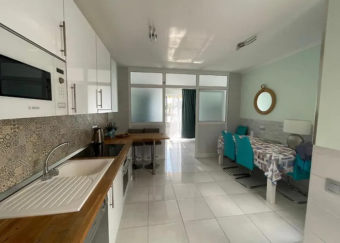 Island Village With Panoramic View Apartamento